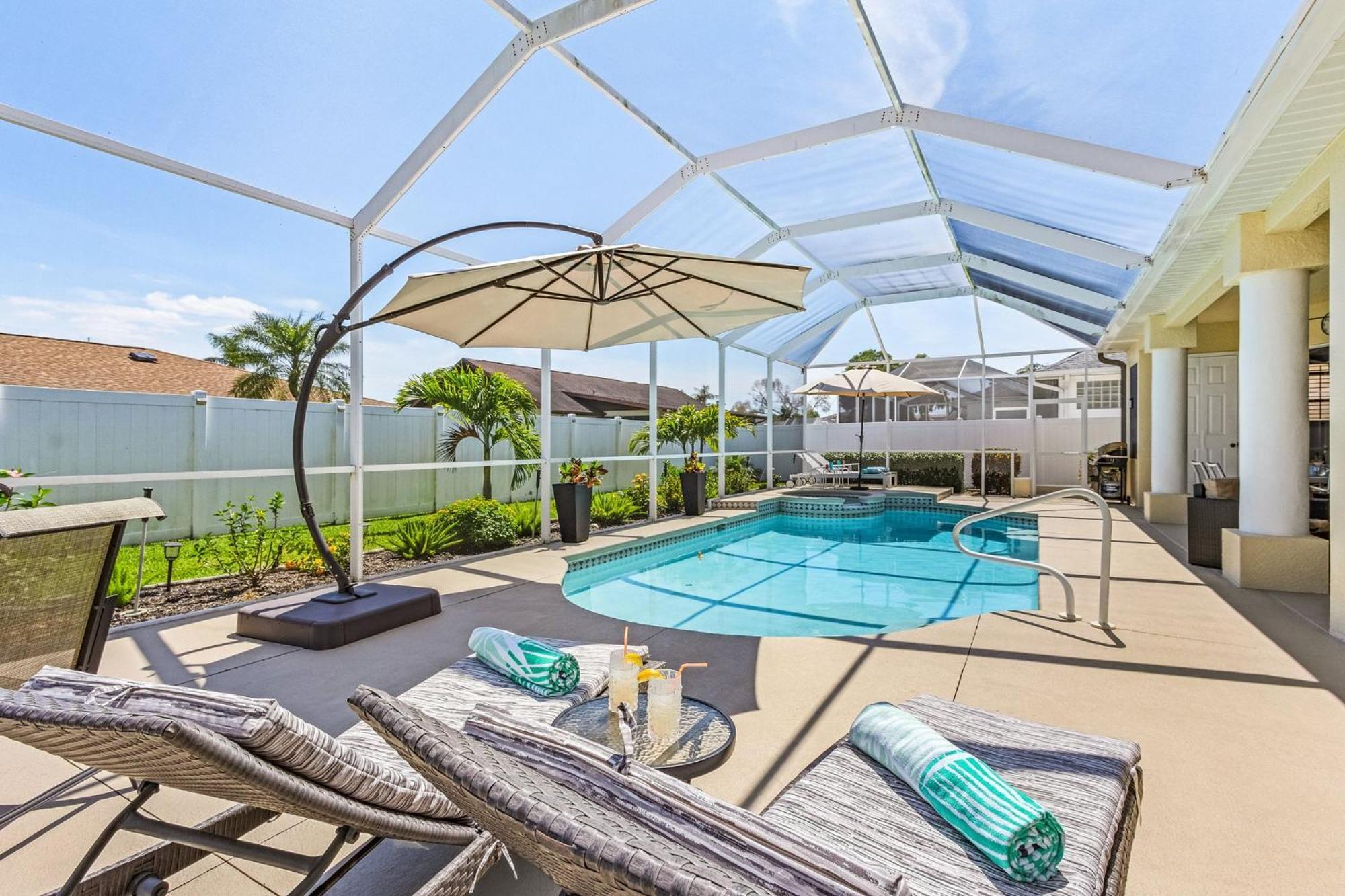 Villa-Haze, Lots Of Privacy, Solar & Electric Heated Pool And Spa Cape Coral Exterior foto